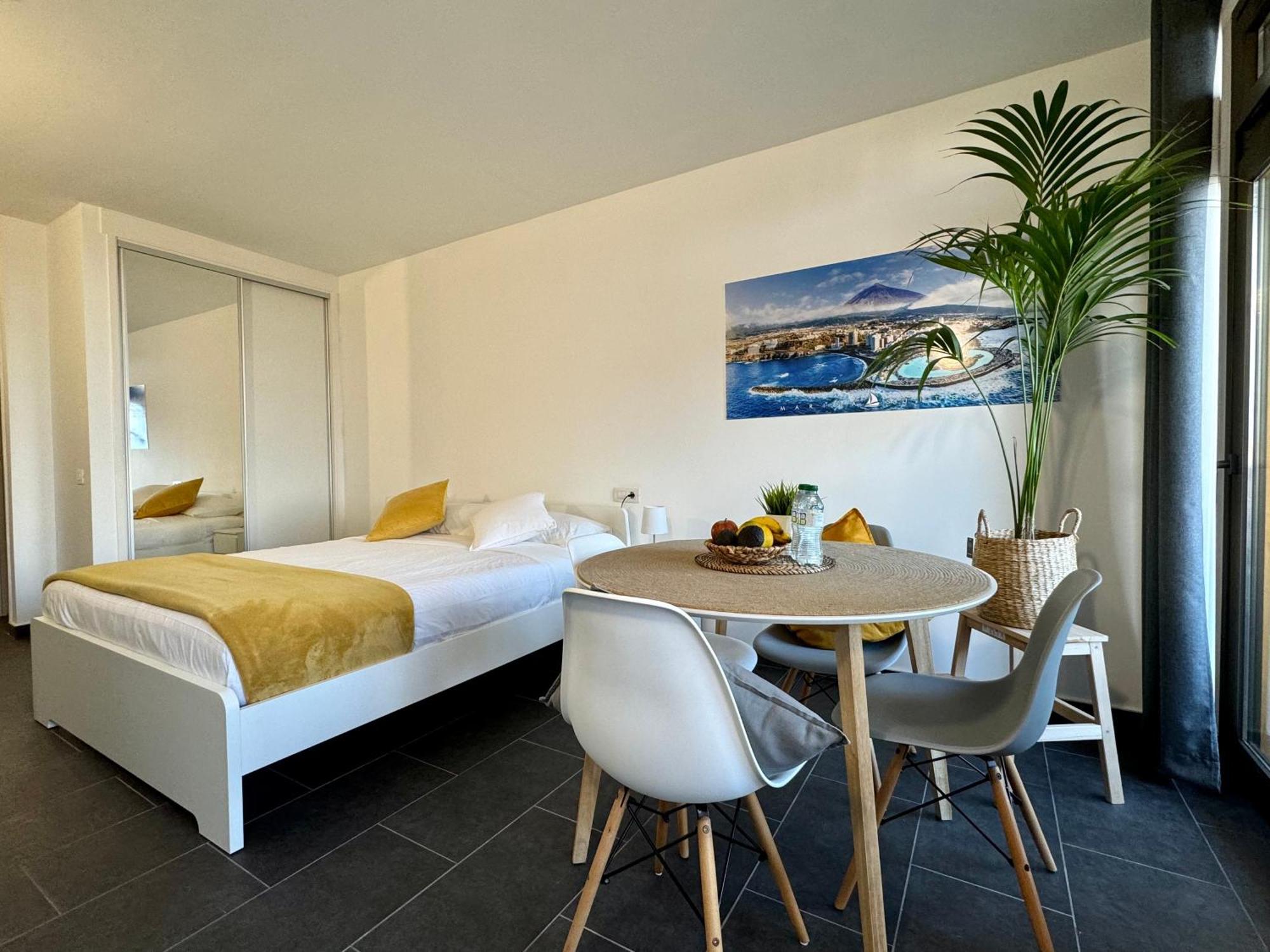 Marina Suites Tenerife 拉克鲁斯 外观 照片